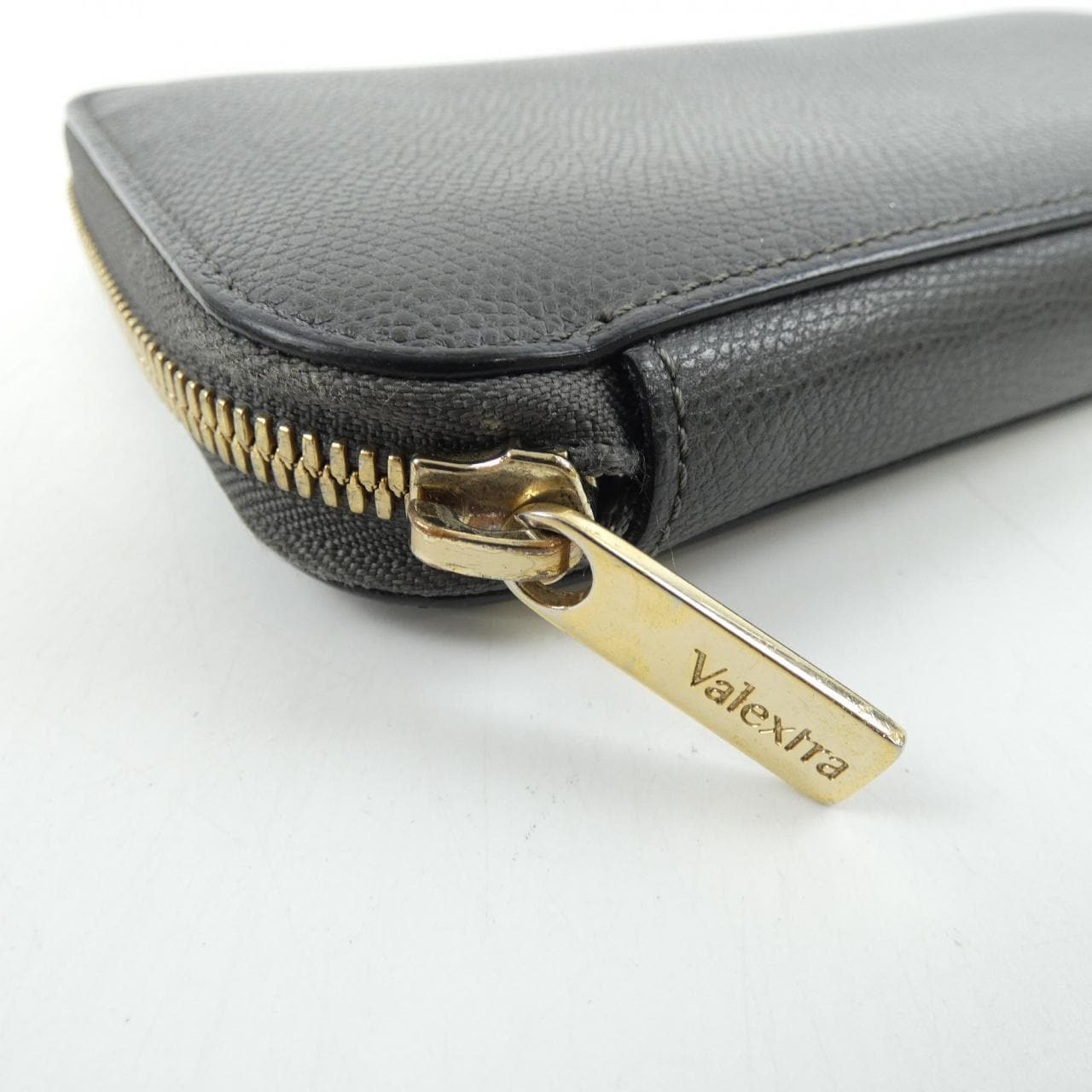 ヴァレクストラ VALEXTRA ジップパース12カード SGZA0021028LOCWZ99 WALLET