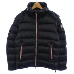 モンクレール MONCLER ダウンジャケット