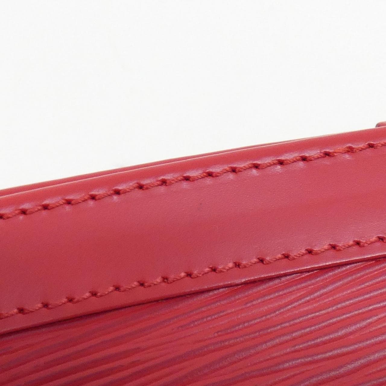 LOUIS VUITTON Epi Madeleine PM M5933E 單肩包