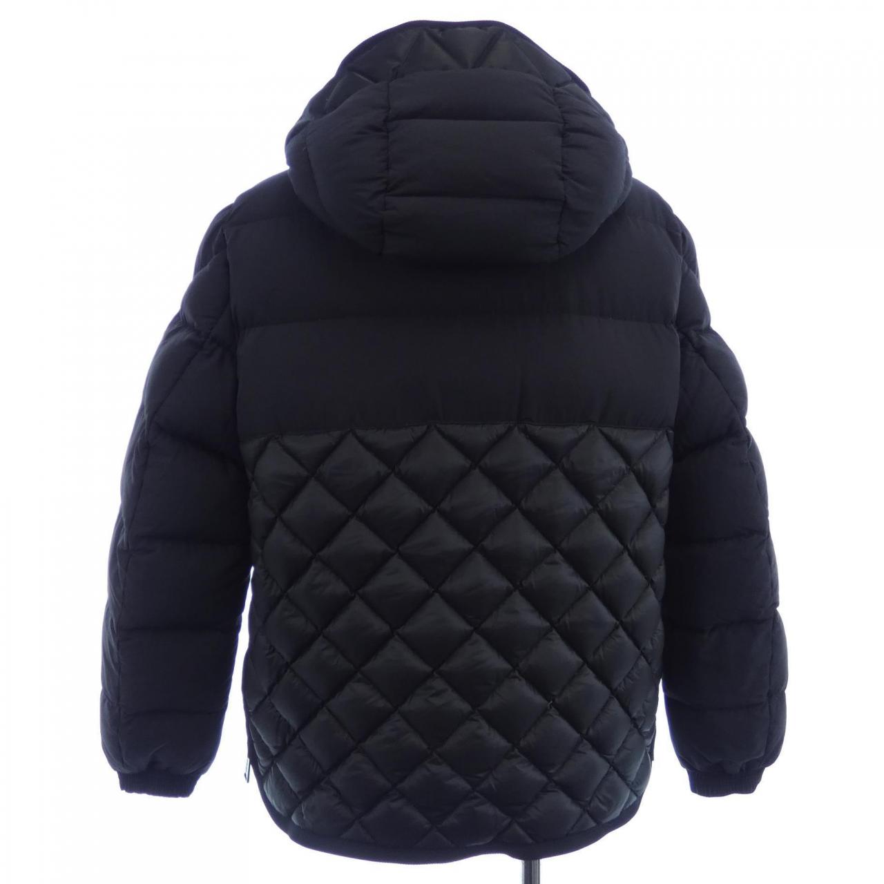 モンクレール MONCLER ダウンジャケット