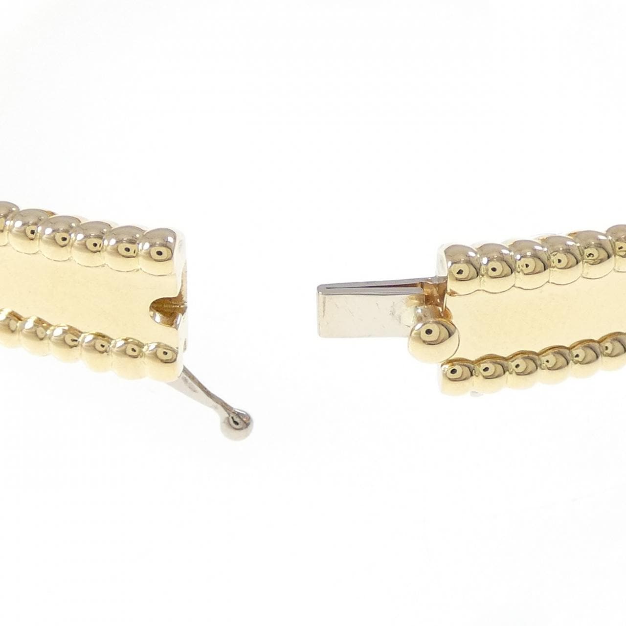 ヴァンクリーフ&アーペル ペルレ シニアチュール バングル