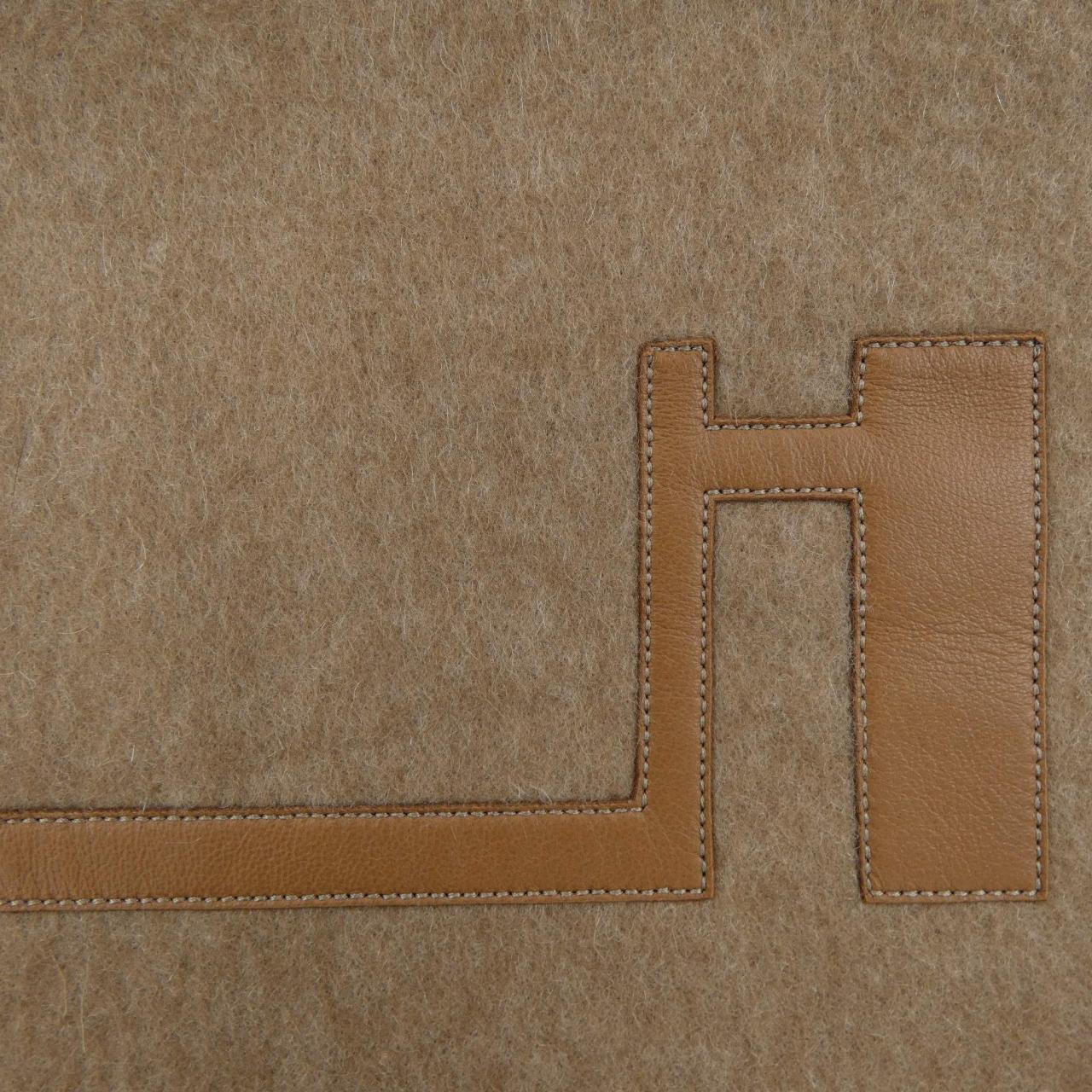 エルメス HERMES H393826T キヴィアック MUFFLER