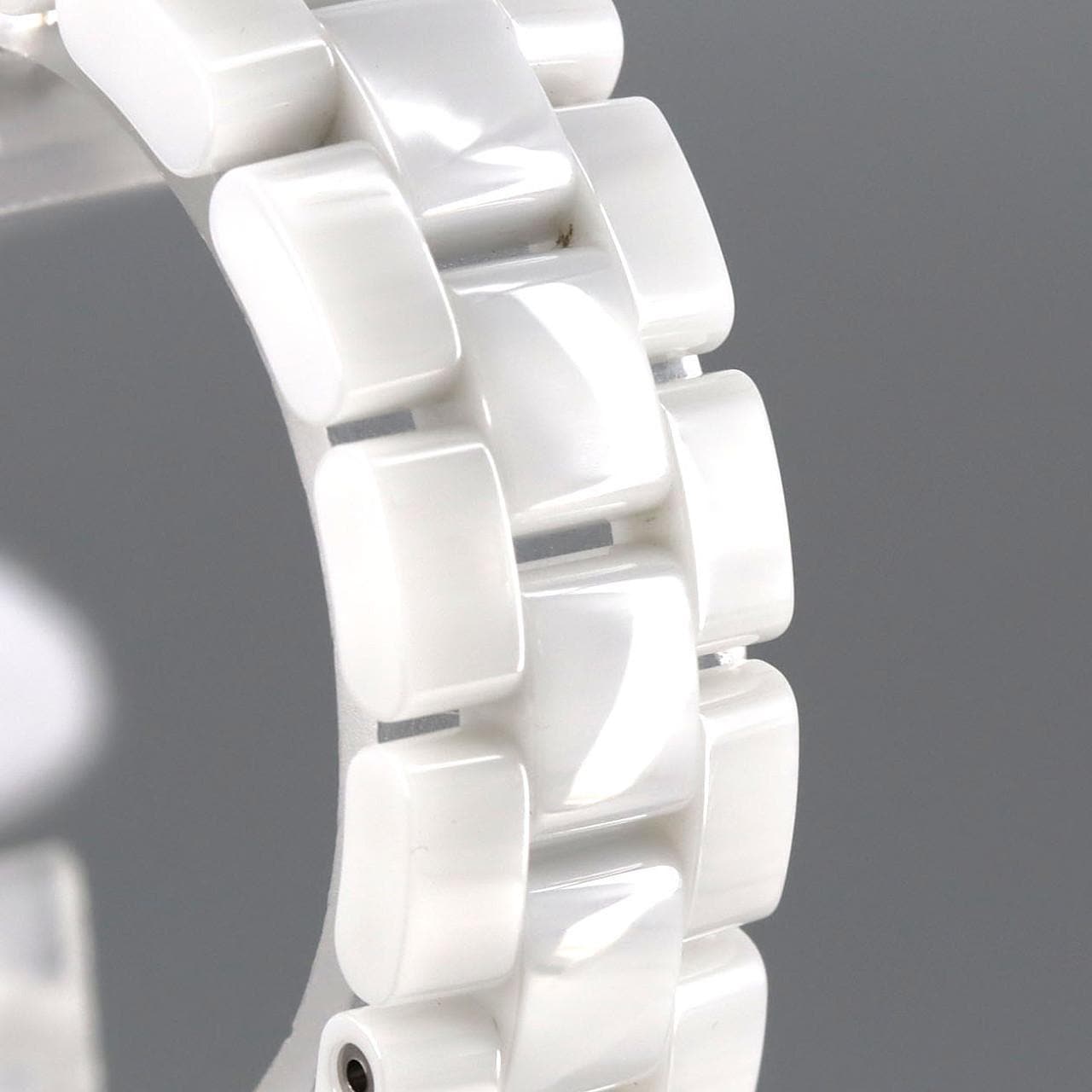 シャネル J12 33mmセラミック/2WD H0967 セラミック クォーツ