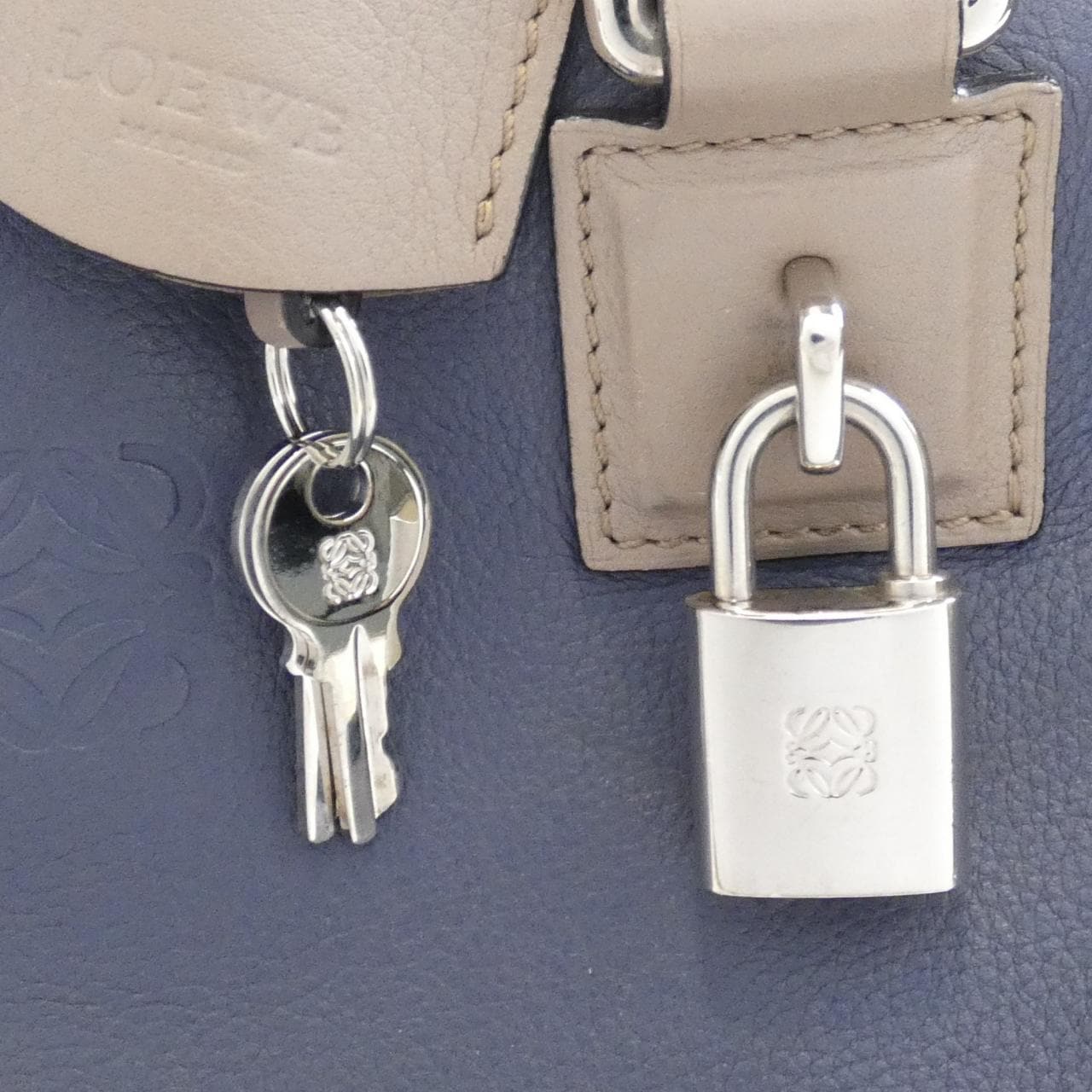 ロエベ アマソナ バッグ