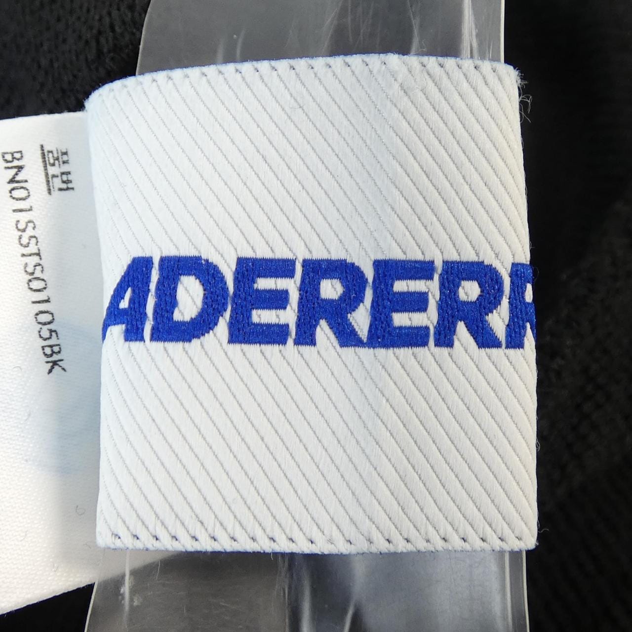 ADERERROR Tシャツ