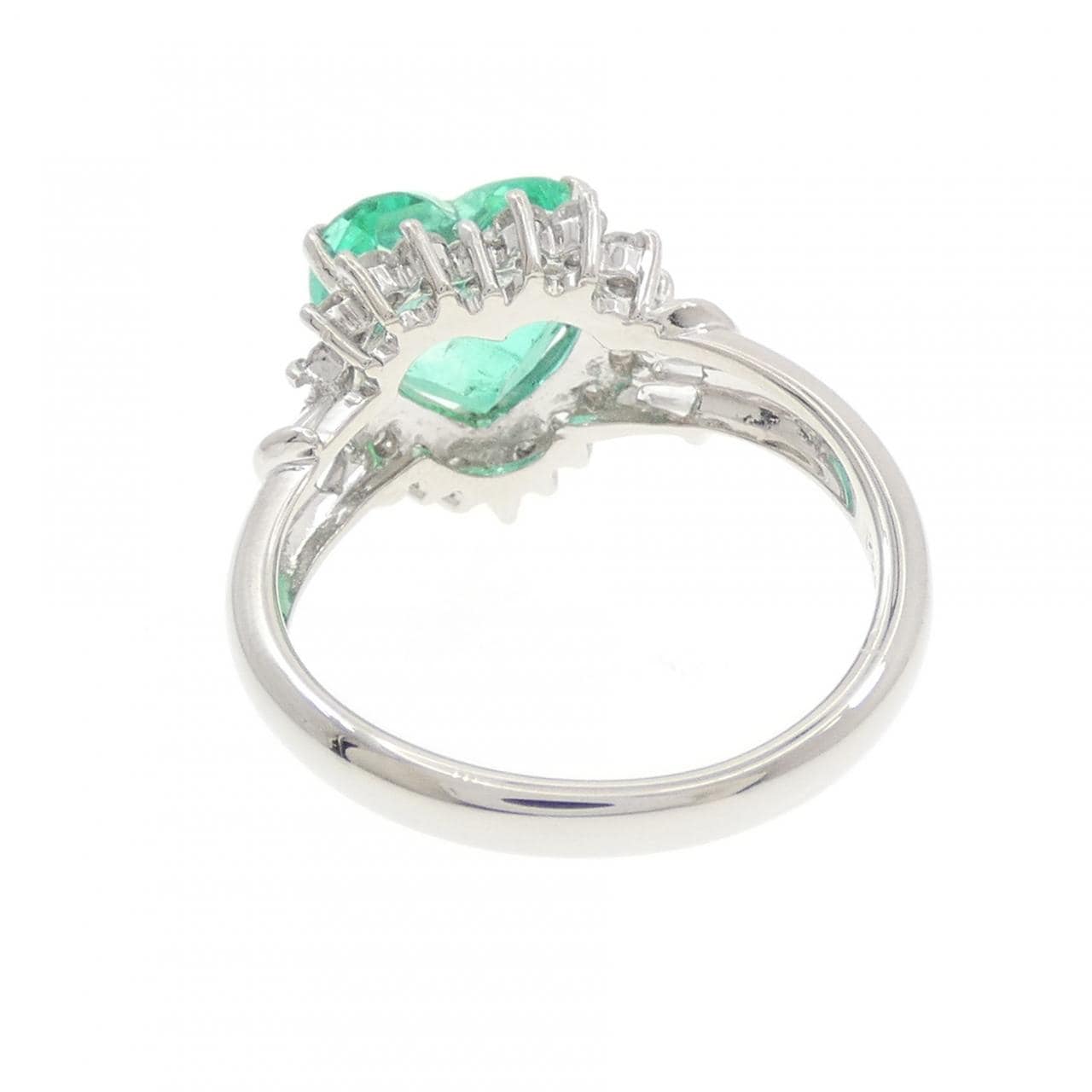 PT900 ハート エメラルド リング 2.32CT