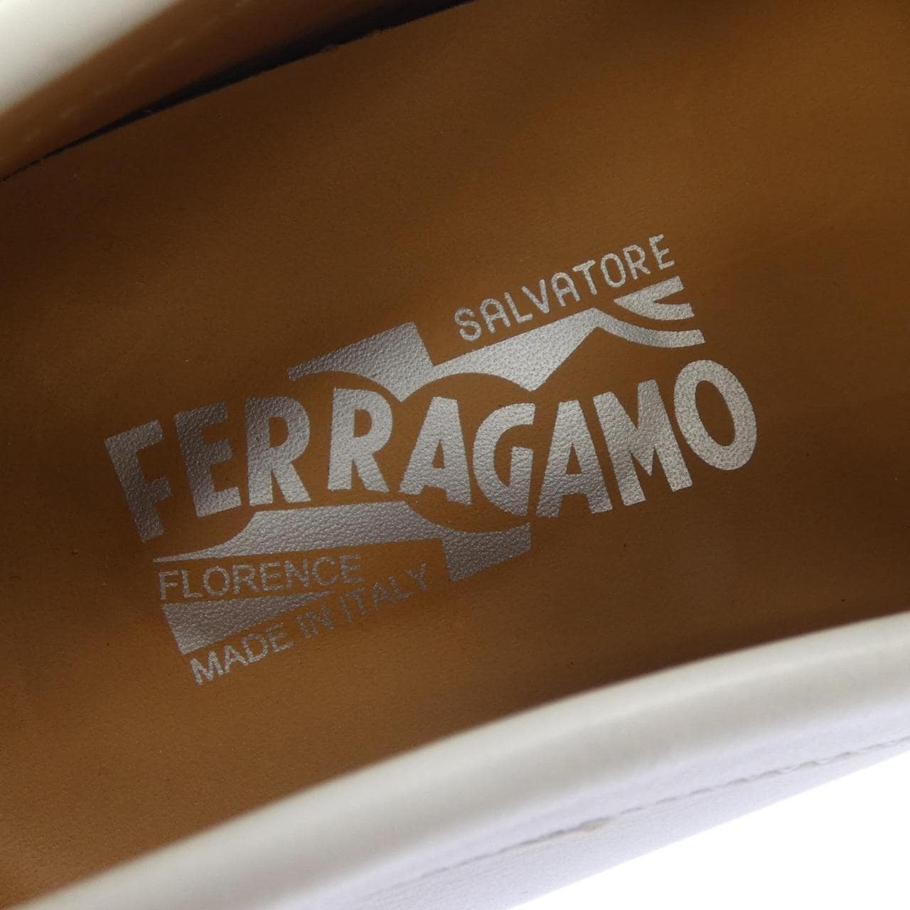 サルヴァトーレフェラガモ SALVATORE FERRAGAMO シューズ