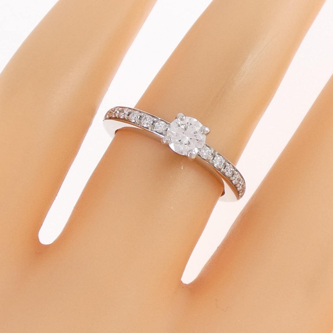 ブルガリ ダイヤモンド リング 0.32CT F VVS1 3EXT