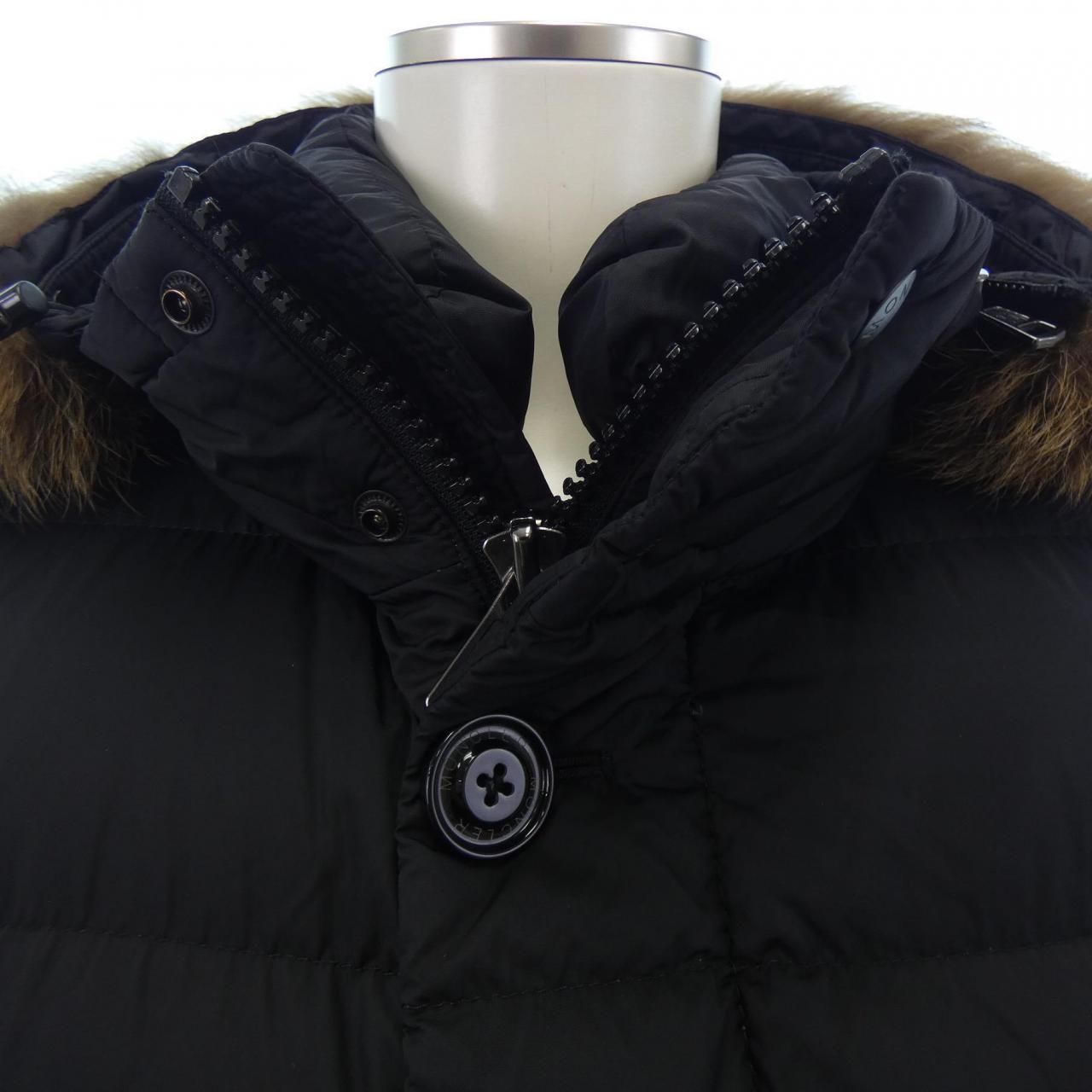 モンクレール MONCLER ダウンジャケット