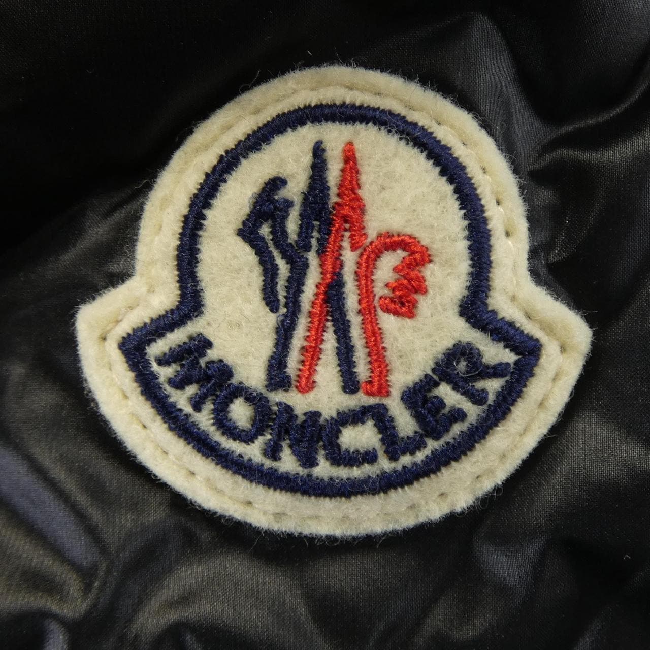 モンクレール MONCLER 20932F00013 ダウンジャケット