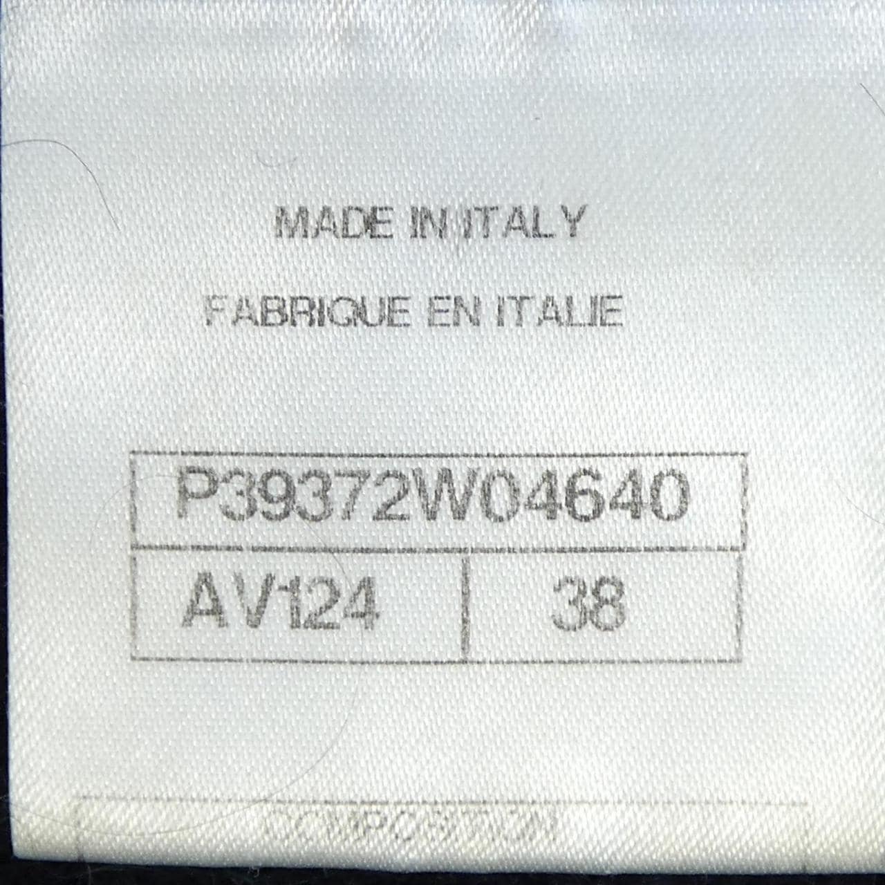 CHANEL P39372W04640 外套