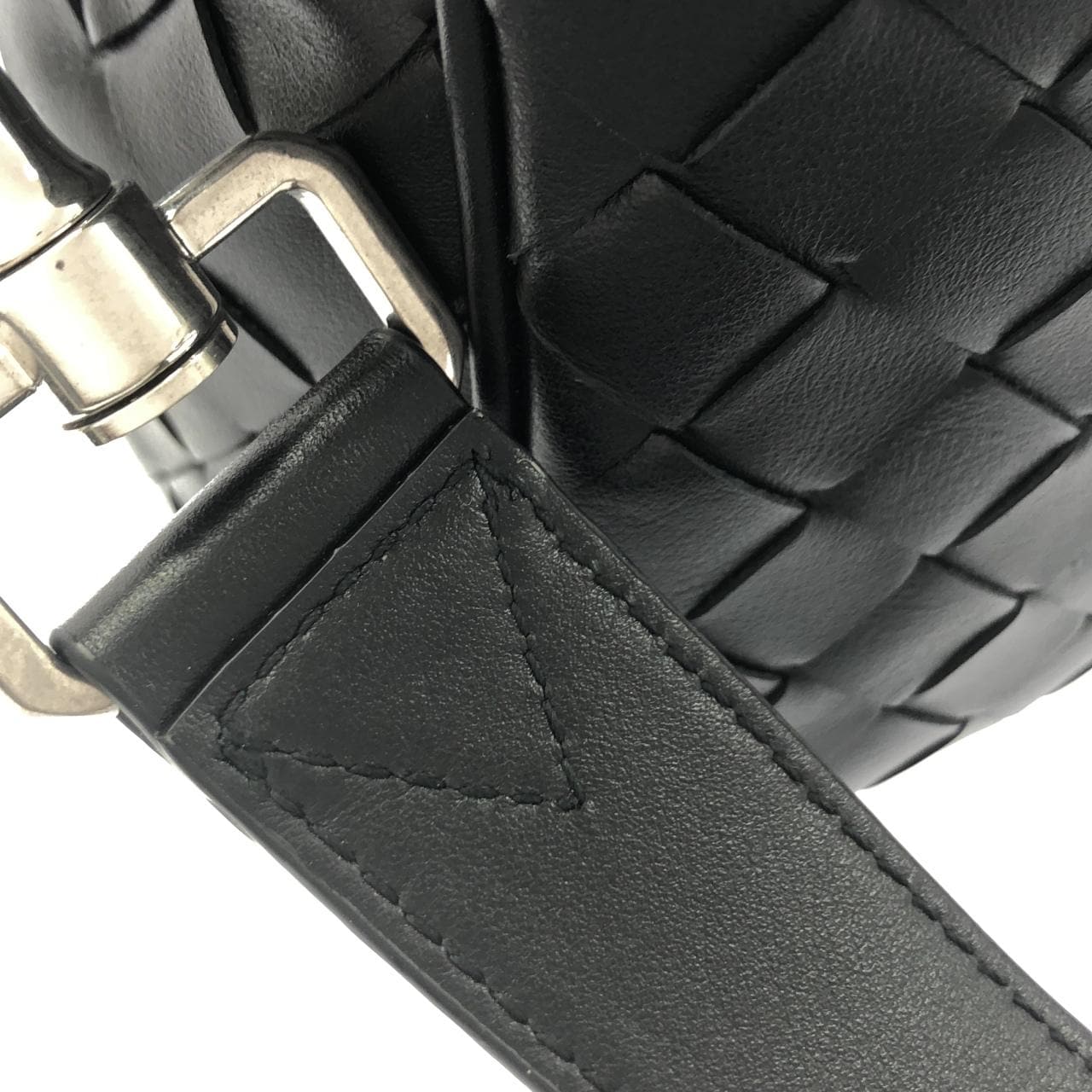 ボッテガヴェネタ 755925 V2HL1 ショルダーバッグ