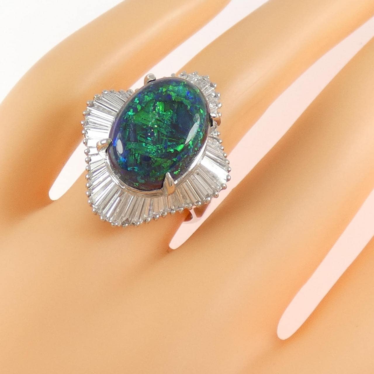 PT900 ブラックオパール リング 9.108CT