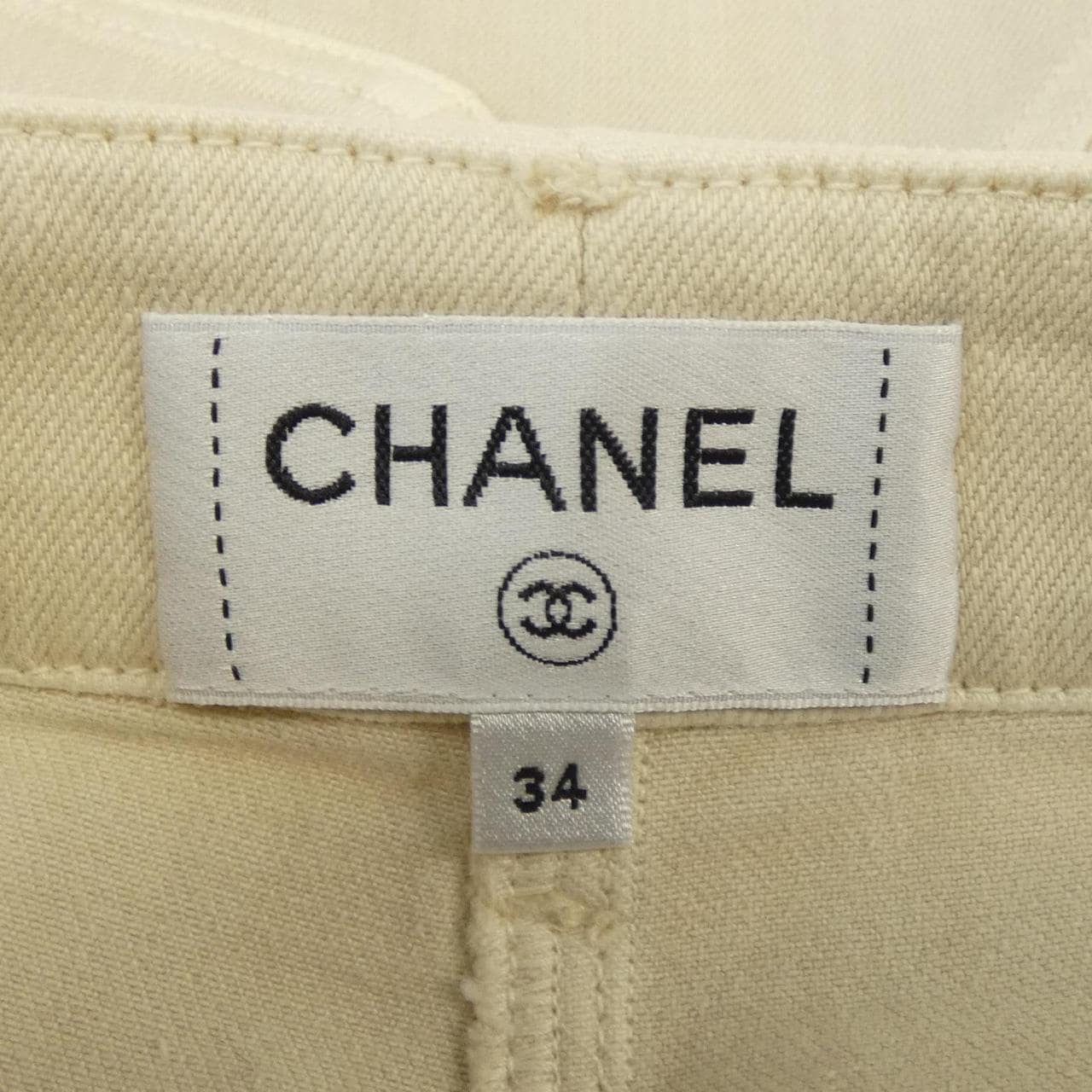シャネル CHANEL P54560V41295 16B ショートパンツ