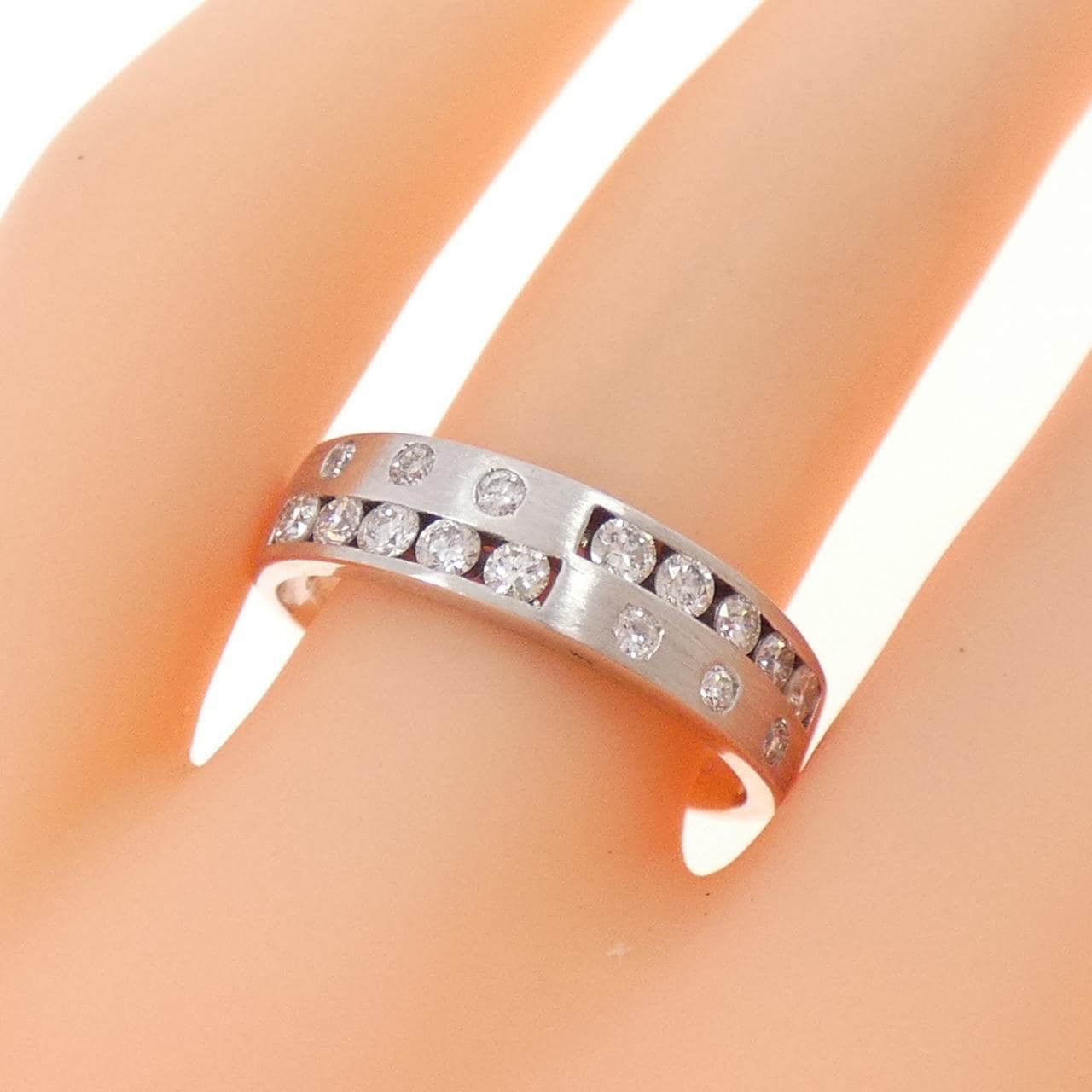 K18WG ダイヤモンド リング 0.40CT