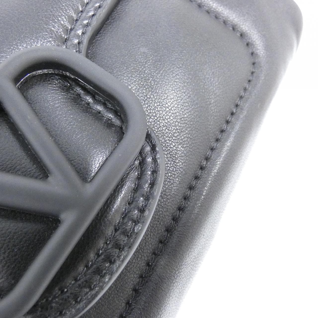 ヴァレンティノガラヴァーニ 5Y2P0U93DCY バッグ