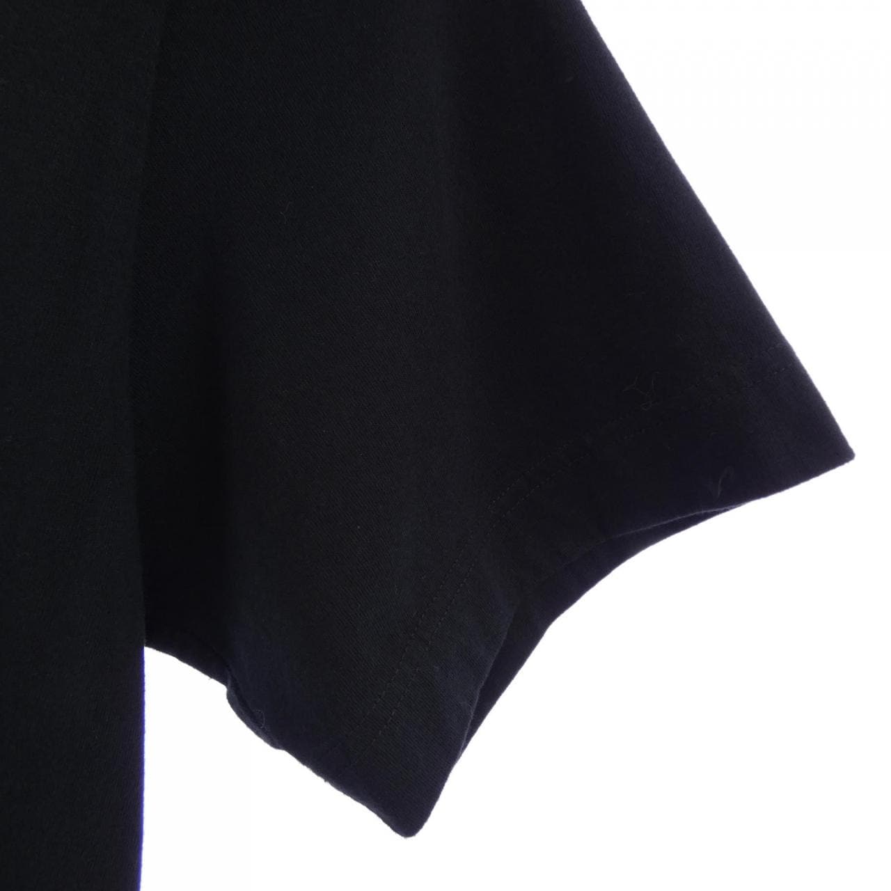SATUR Tシャツ