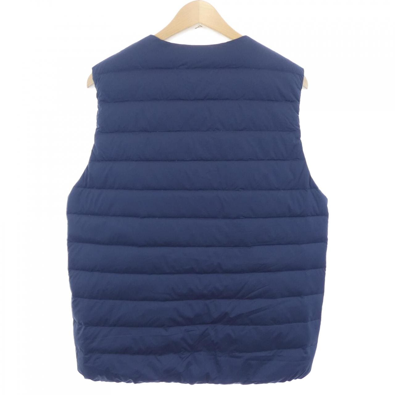 HELLY HANSEN ダウンベスト