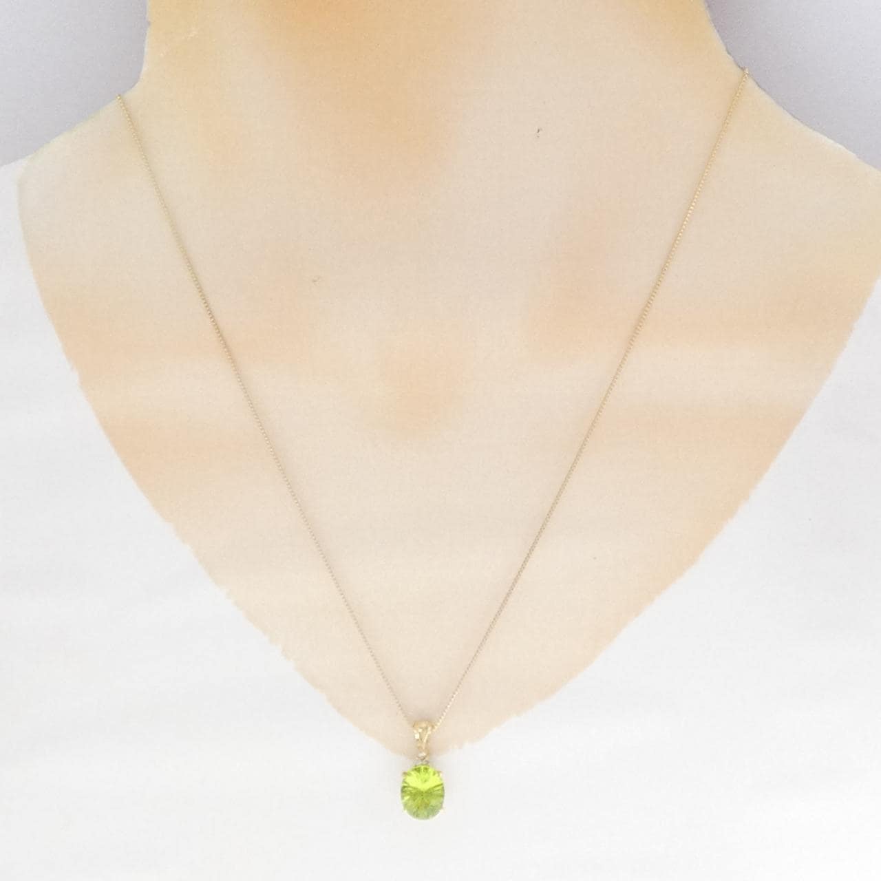K18YG ペリドット ネックレス 2.00CT