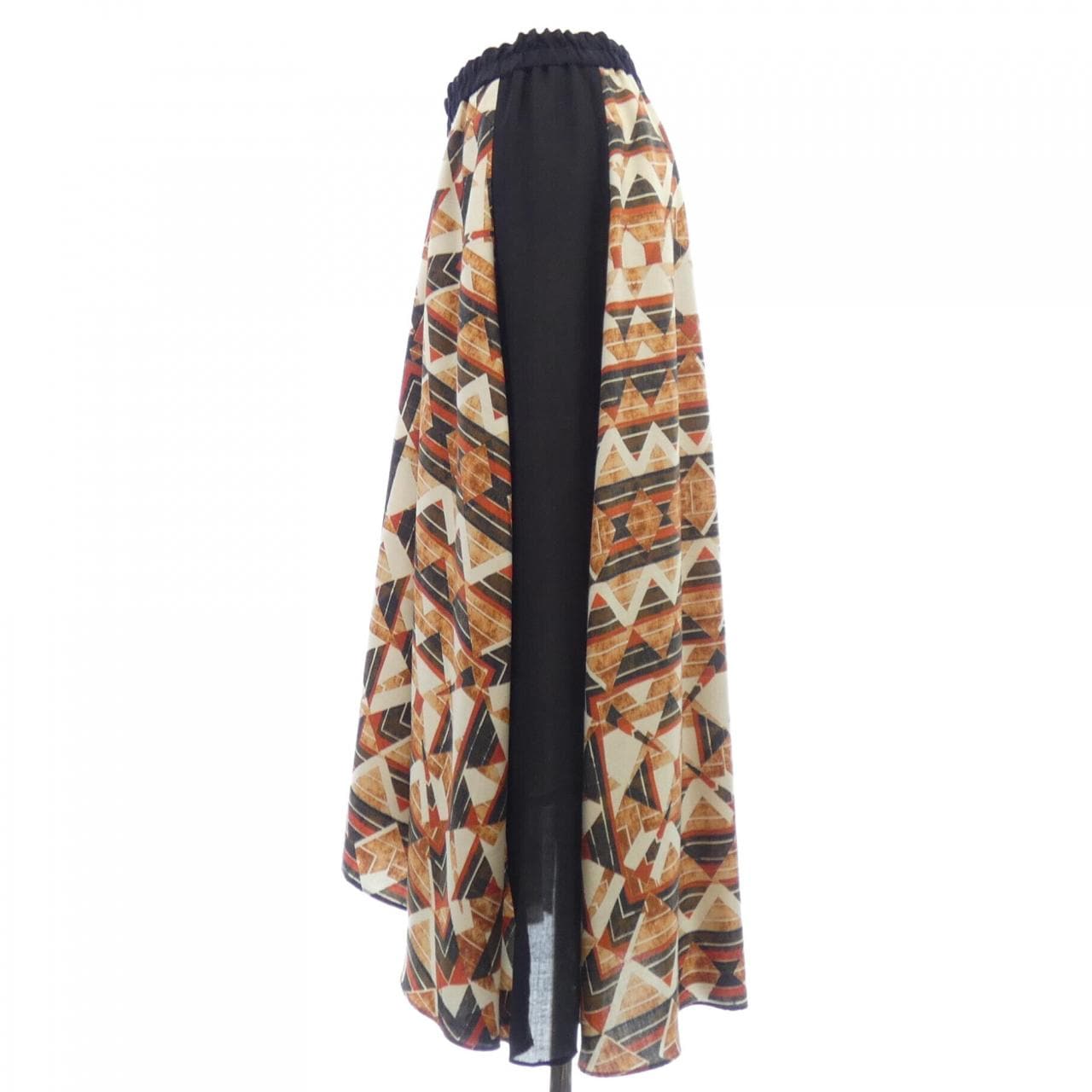 STUMBLY スカート