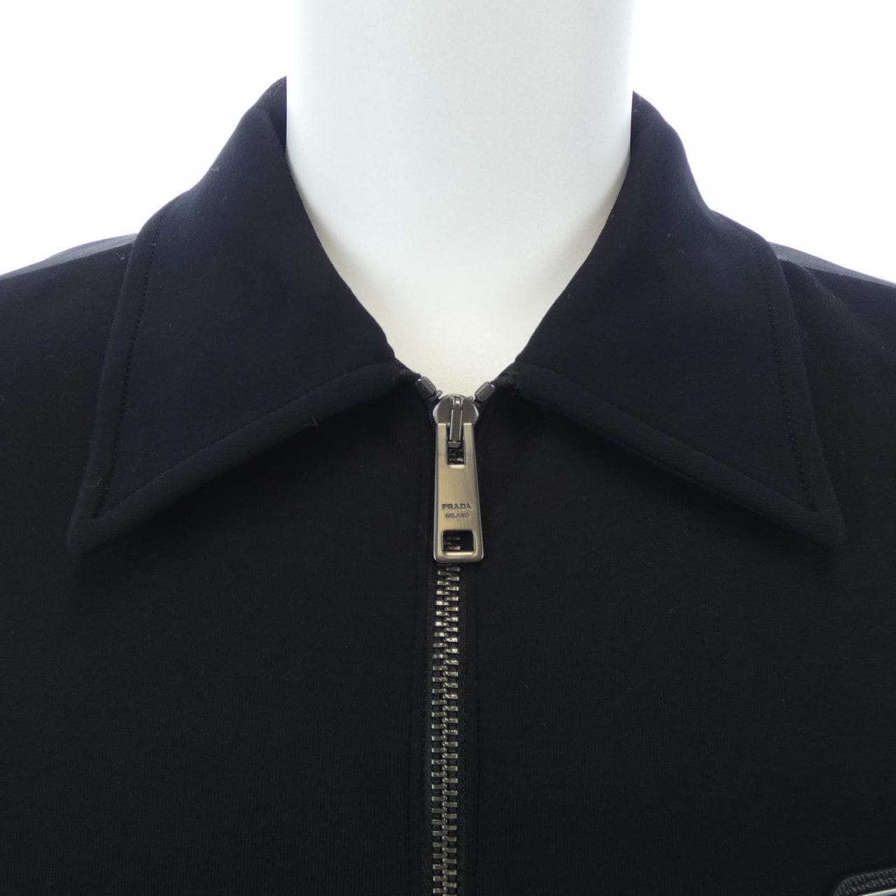 プラダ PRADA UJL85B ブルゾン