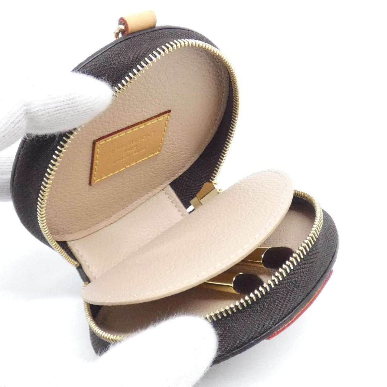 ルイヴィトン モノグラム アイシャドウ ポーチ LBC002 アイシャドウポーチ