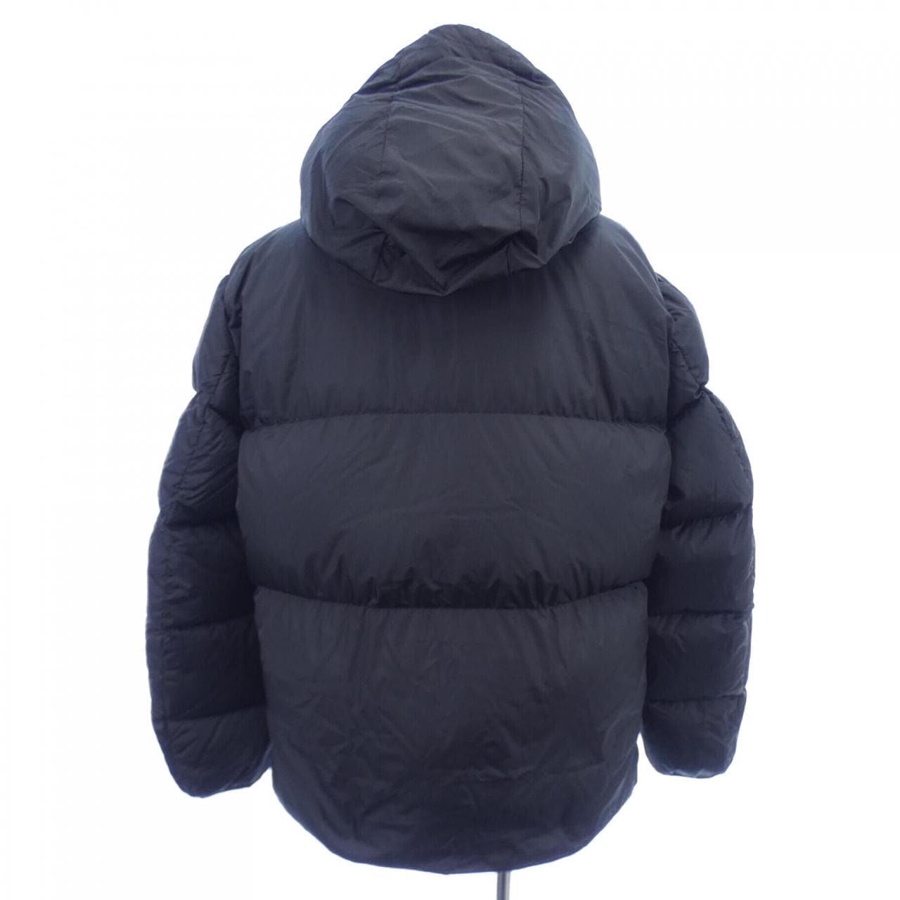 モンクレール MONCLER ダウンジャケット