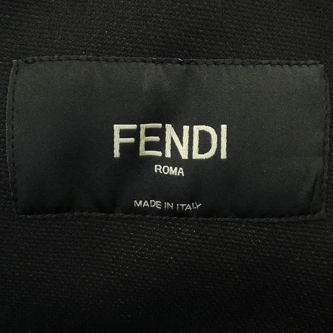 フェンディ FENDI FFモチーフ FJ0560 A6TG ジャケット