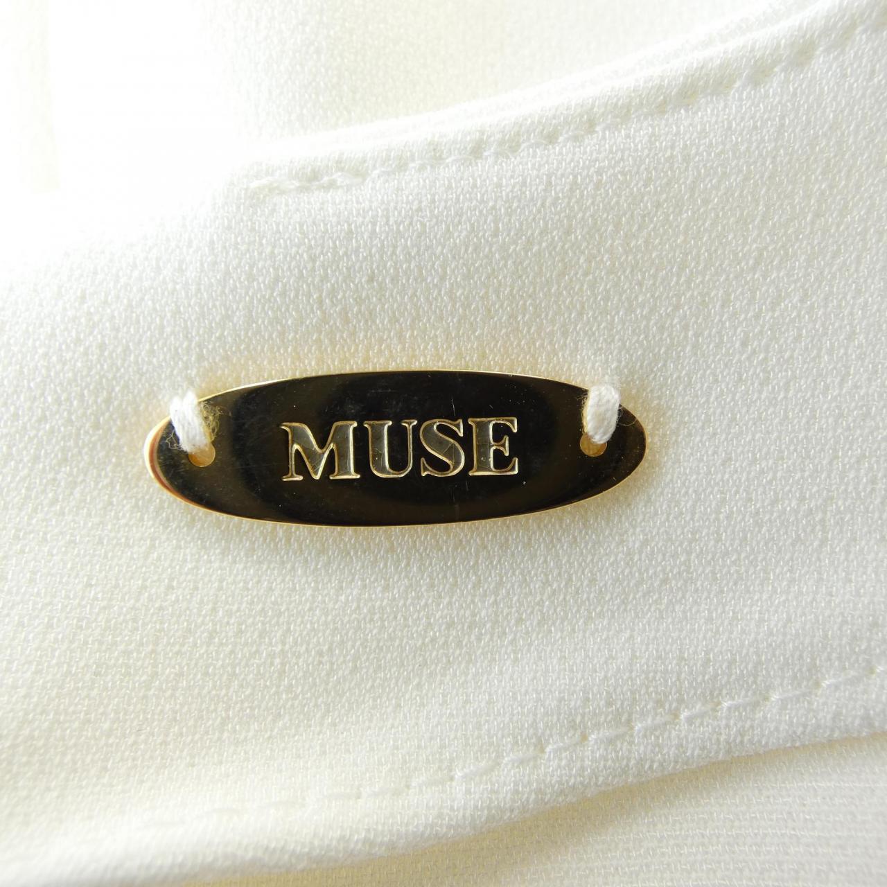 ドゥーズィエムクラス DEUXIEME CLASSE トップス