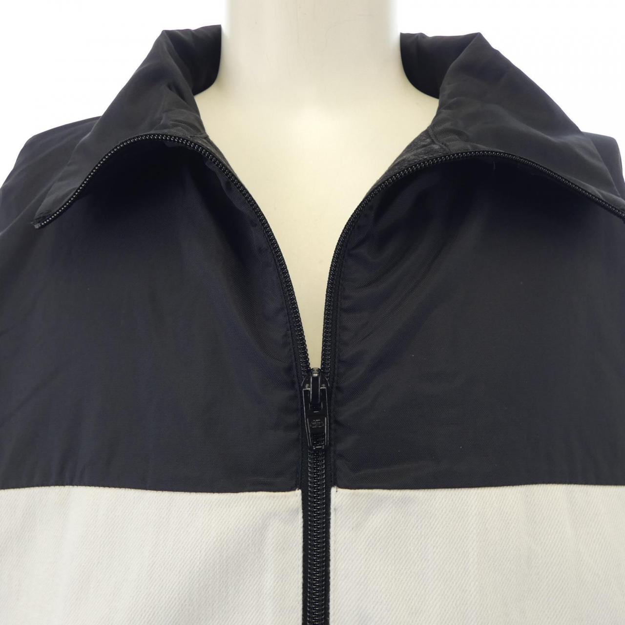 バレンシアガ BALENCIAGA 529213 TBQ03 ジャケット