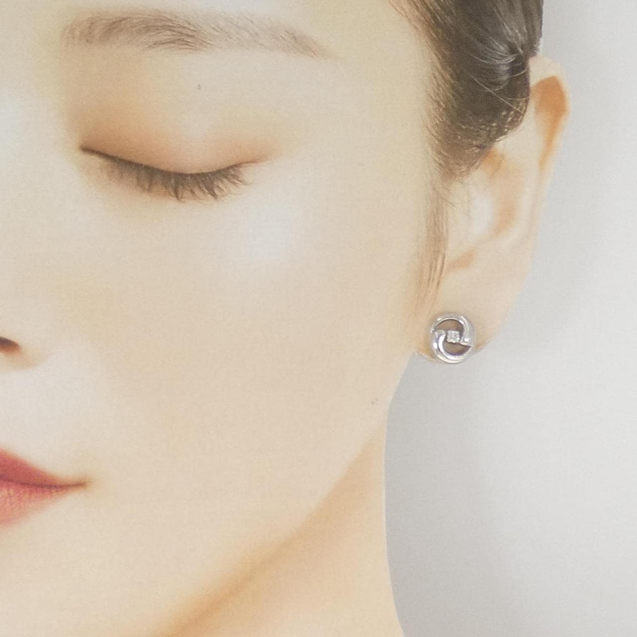 K14WG ダイヤモンド ピアス