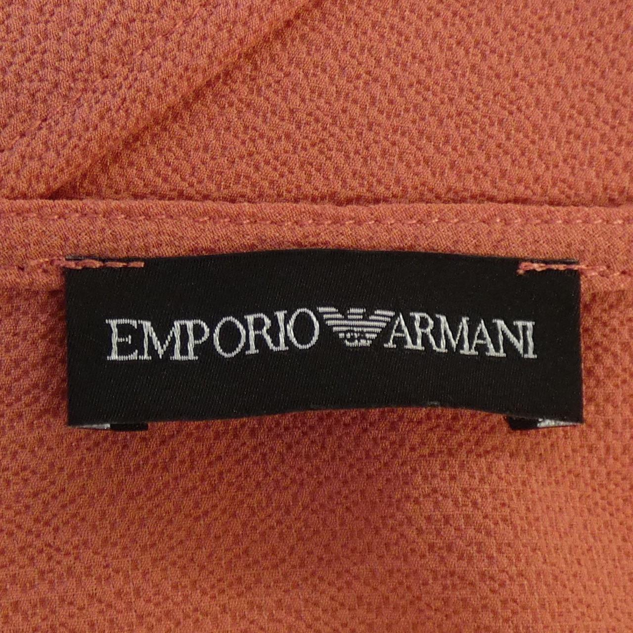 エンポリオアルマーニ EMPORIO ARMANI トップス