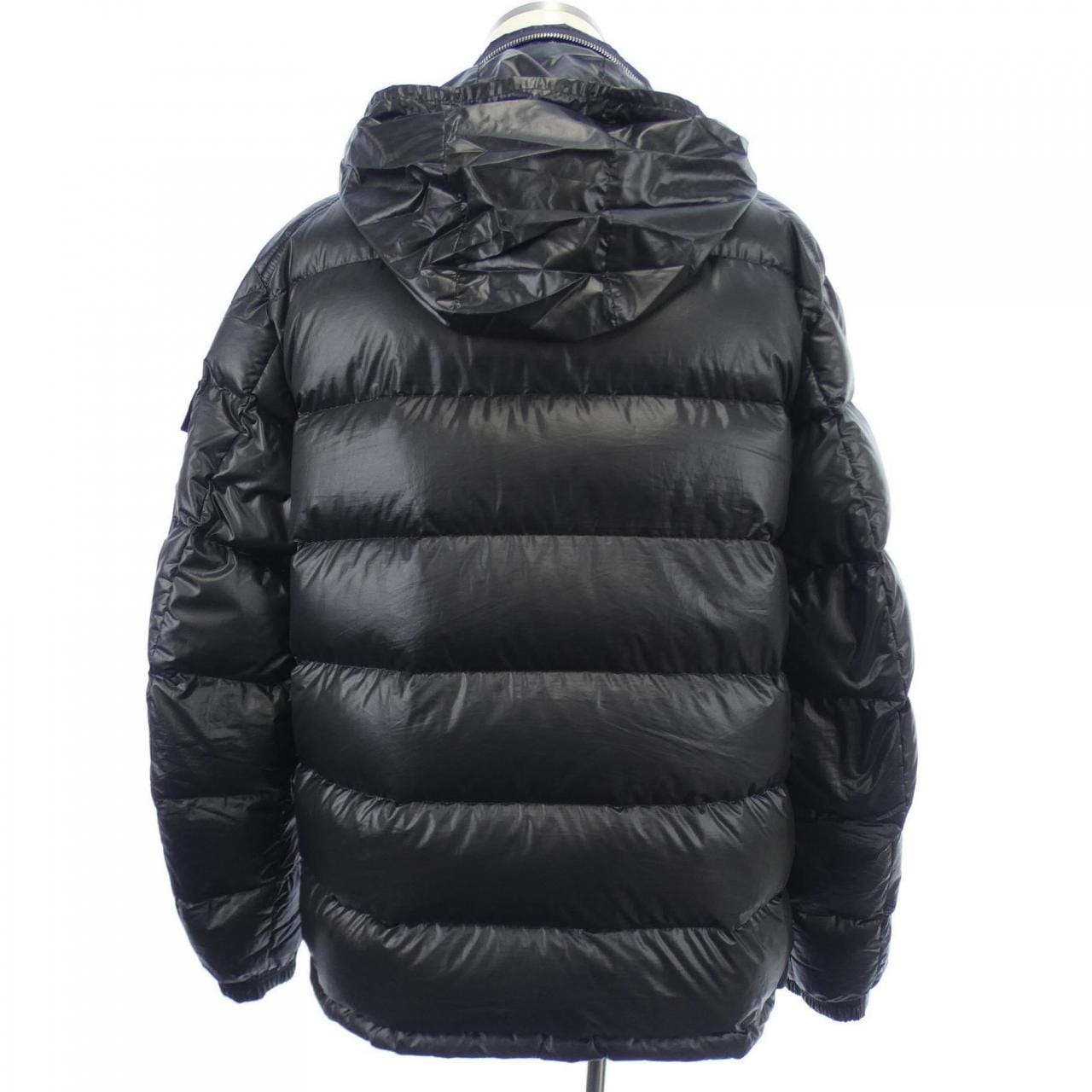 モンクレール MONCLER ダウンジャケット