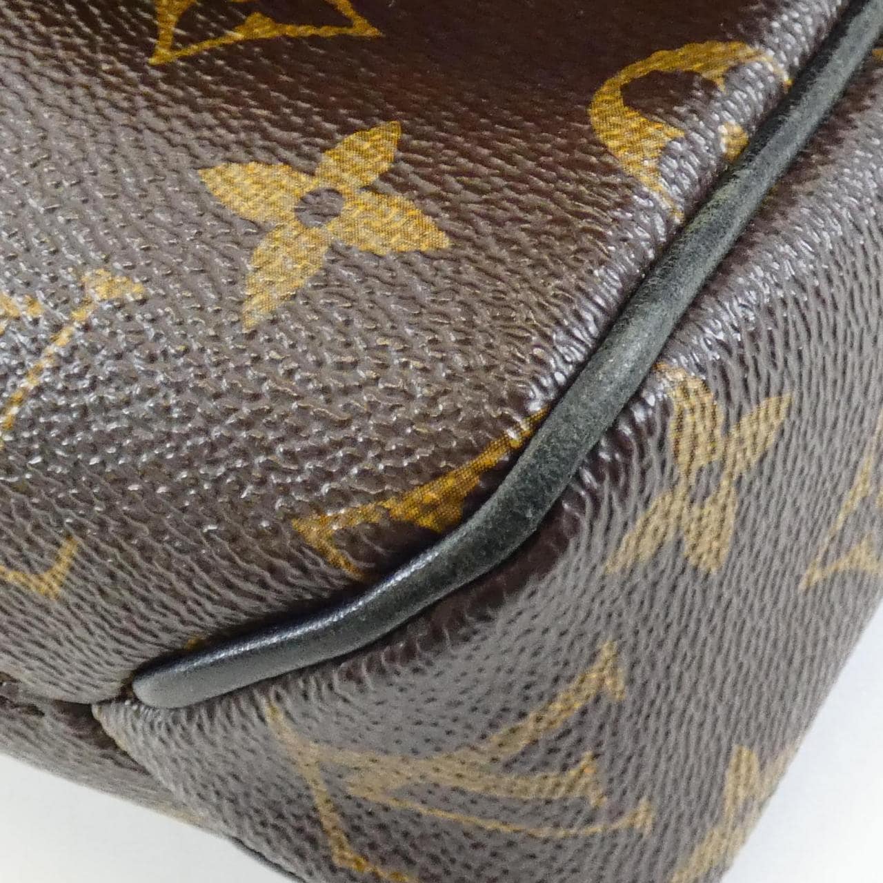 LOUIS VUITTON Monogram Macassar District PM M40935 Shoulder Bag