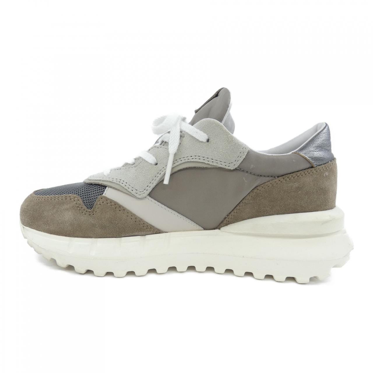 デイト D.A.T.E. LUNA スニーカー