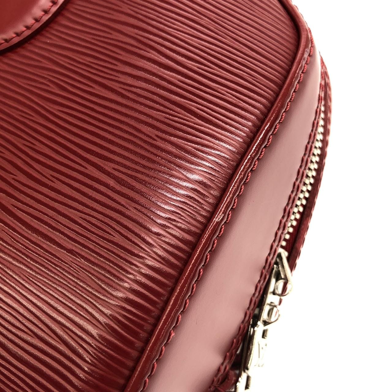 ルイヴィトン エピ ジャスミン M5285M バッグ