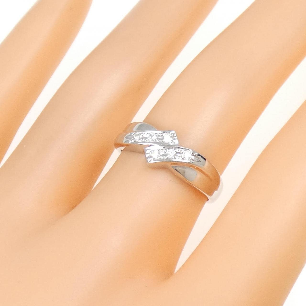 PT900 Diamond Ring 0.09CT
