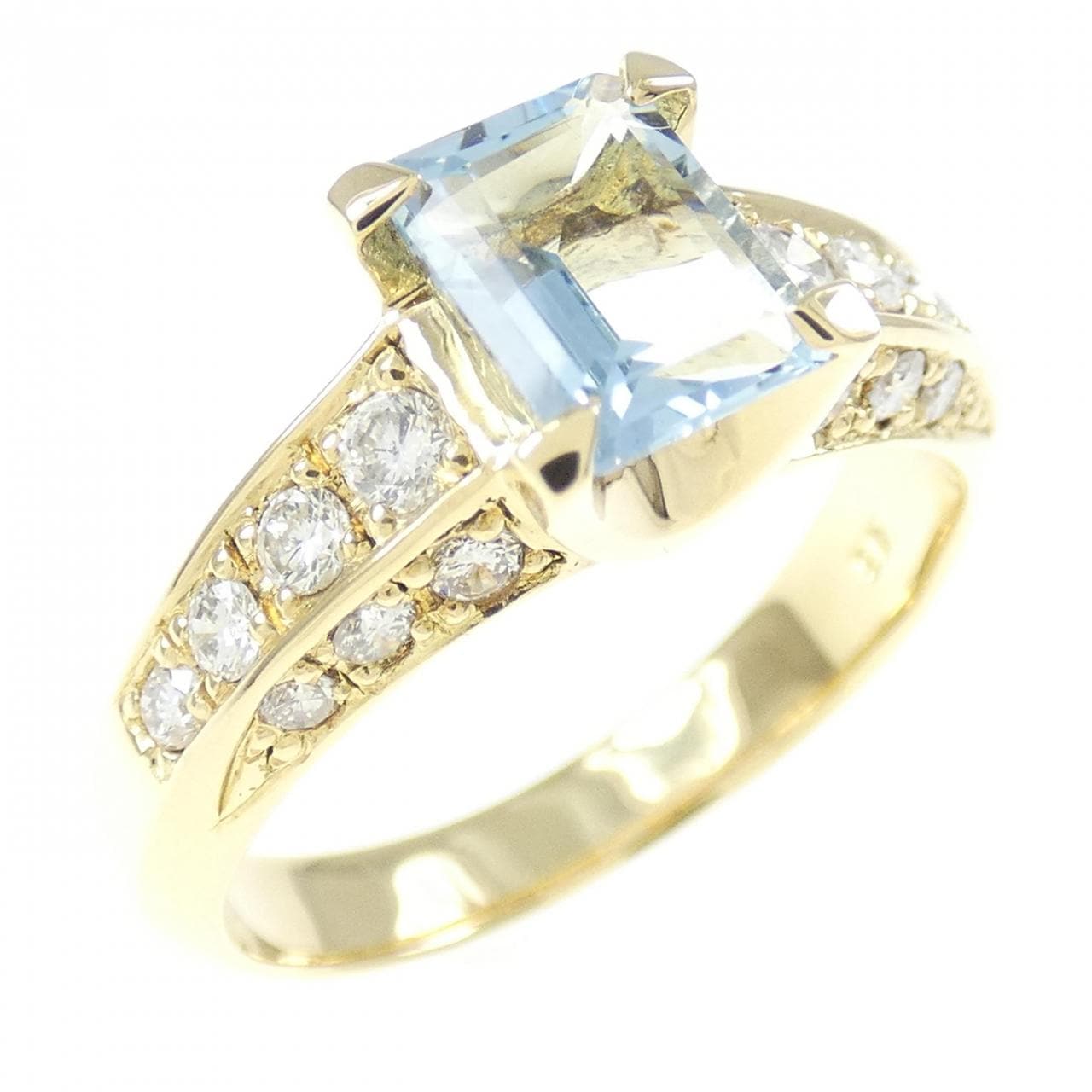 K18YG Aquamarine Ring 0.80CT