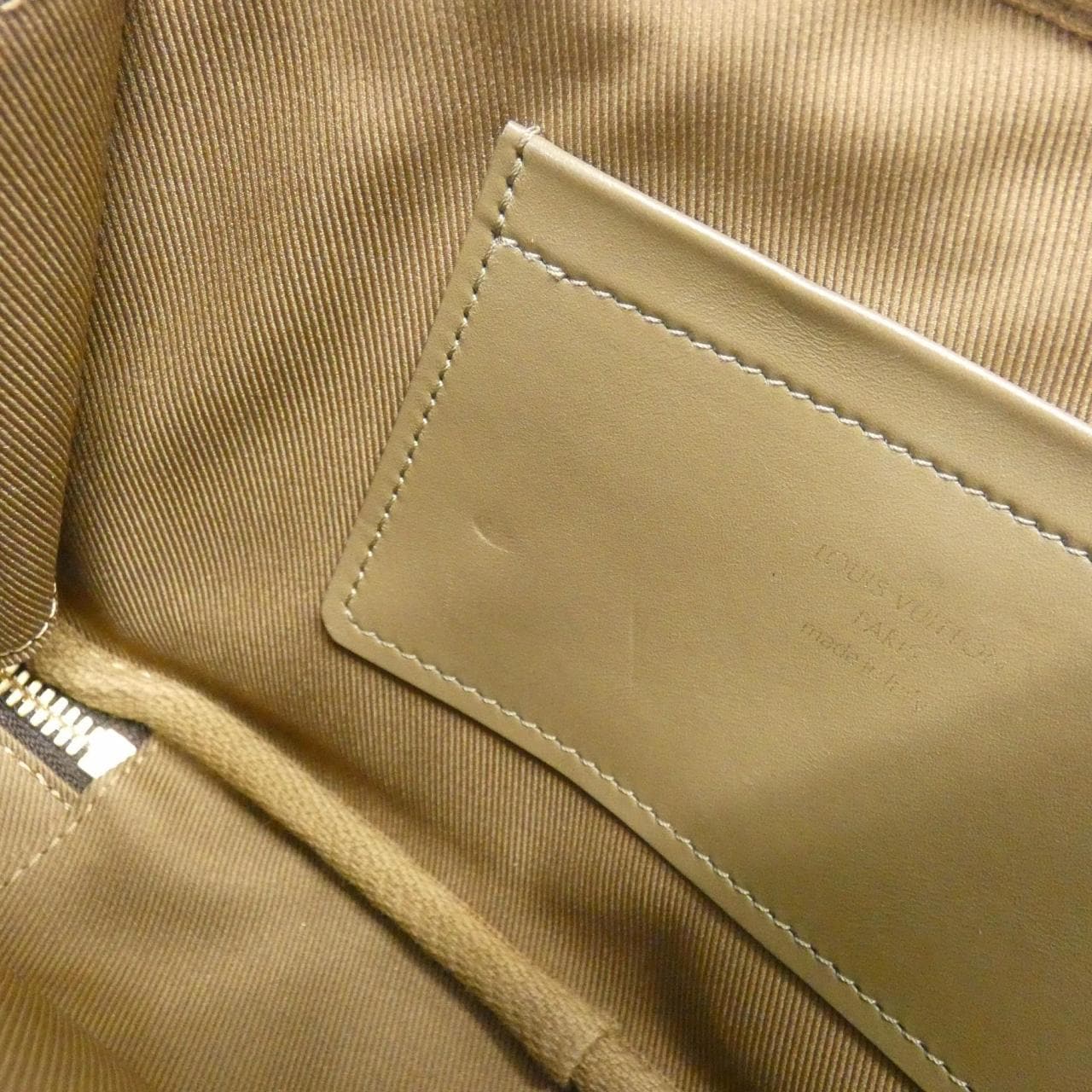 ルイヴィトン モノグラム ユーティリティ クロスボディ M80446 ショルダーバッグ