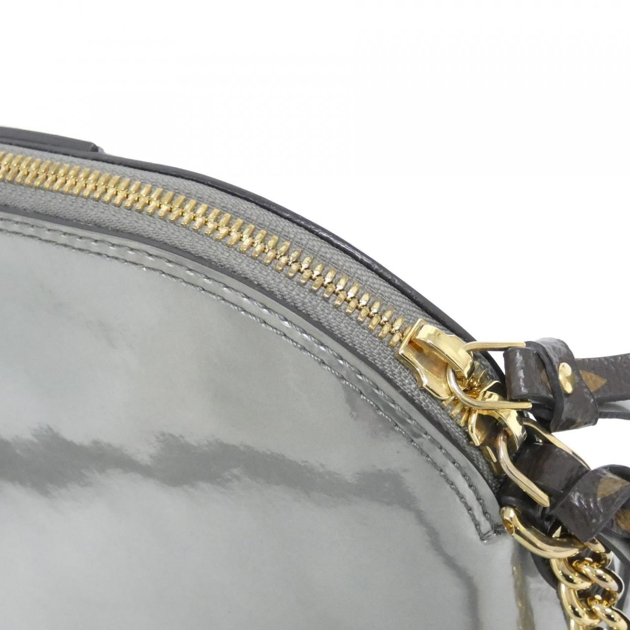 ルイヴィトン モノグラム ヴェルニ ミロワール アルマ MINI チェーン M52748 ショルダーバッグ