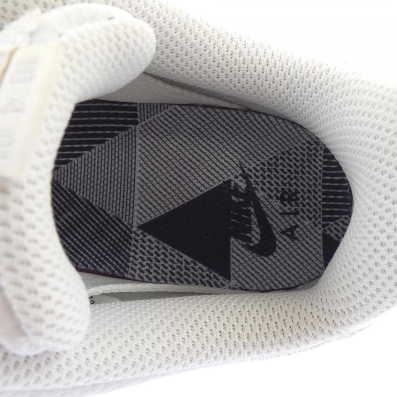 ナイキ NIKE DM5036-100 スニーカー
