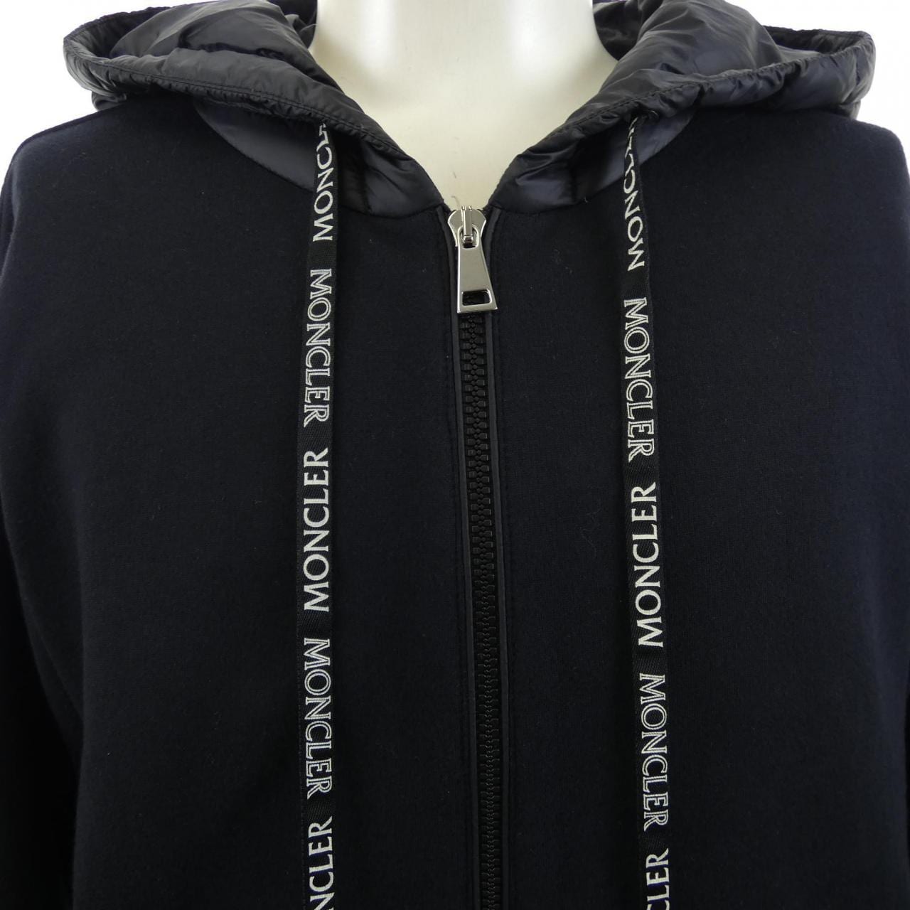 モンクレール MONCLER 10938G50200 ダウンジャケット