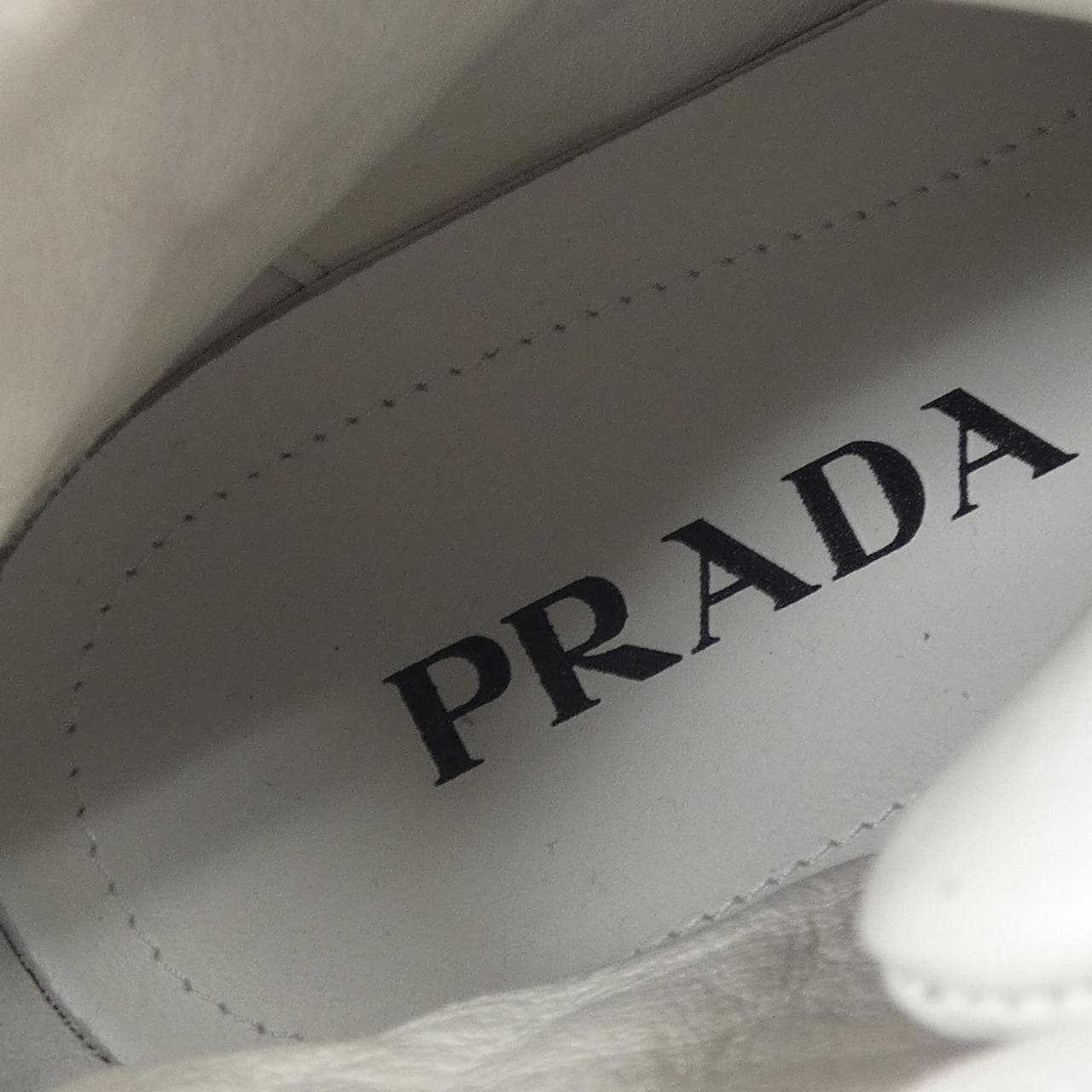 プラダ PRADA 2TG179 スニーカー