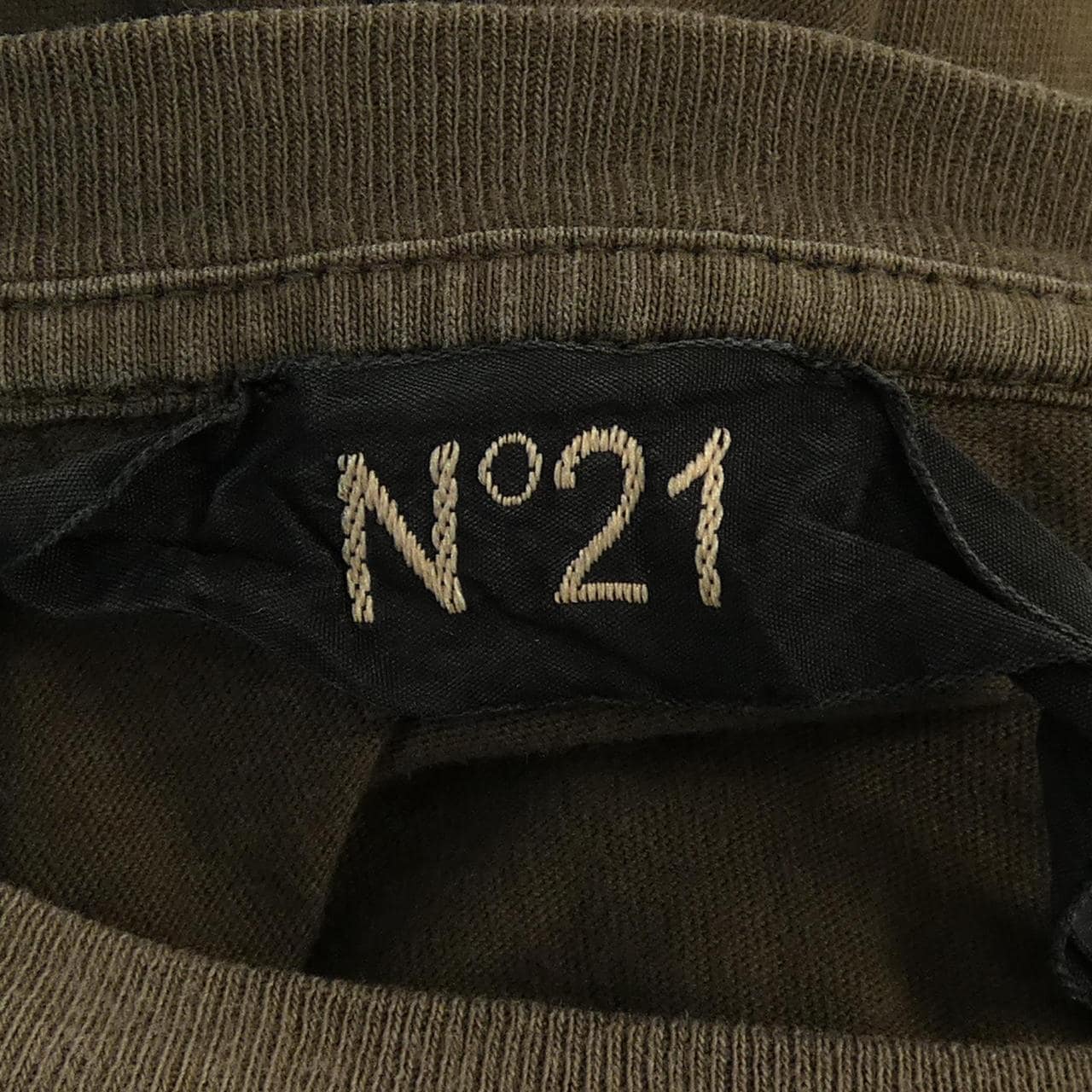 ヌメロヴェントゥーノ N°21 Tシャツ