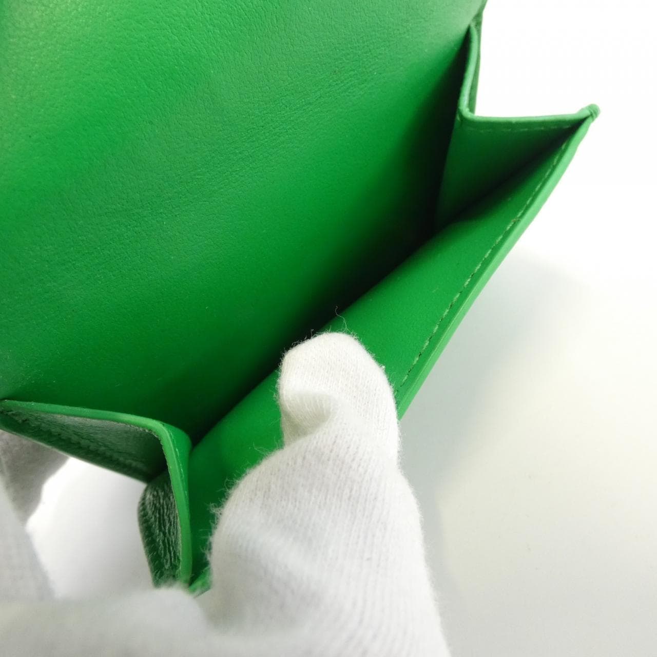 ボッテガヴェネタ 666944 VCPP3 財布