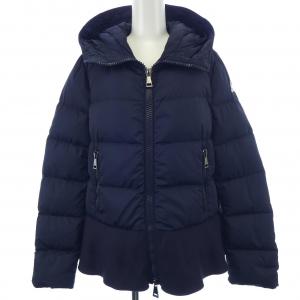 モンクレール MONCLER ダウンジャケット