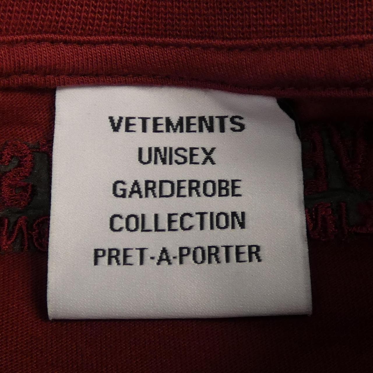 ヴェトモン VETEMENTS UE52TR250V Tシャツ