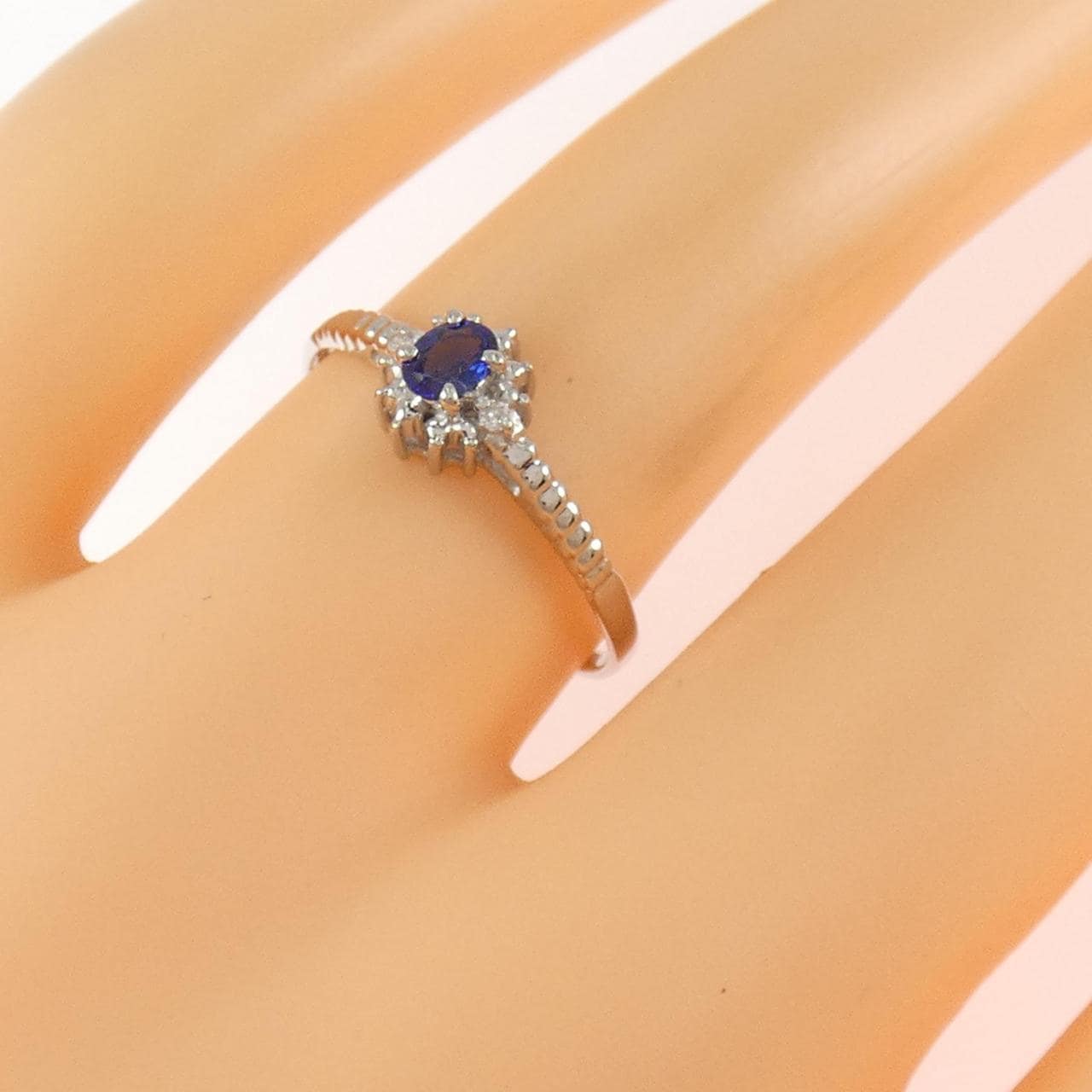 PT900 サファイヤ リング