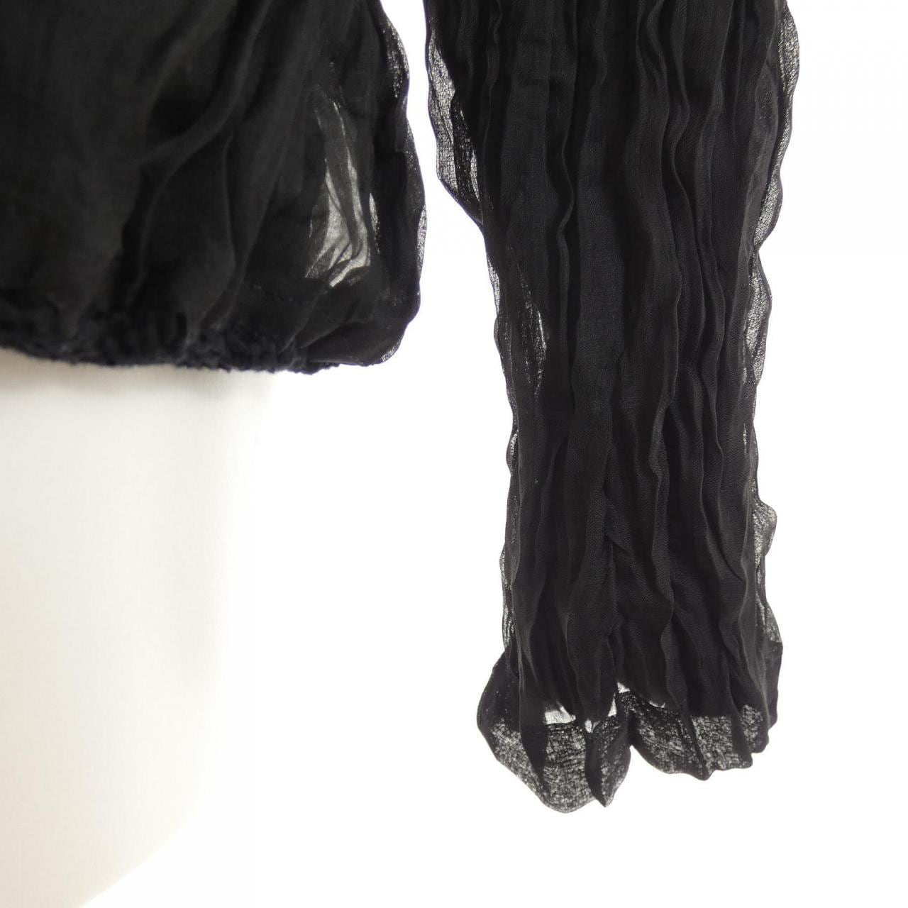 イッセイミヤケ ISSEY MIYAKE IM22KJ902 トップス