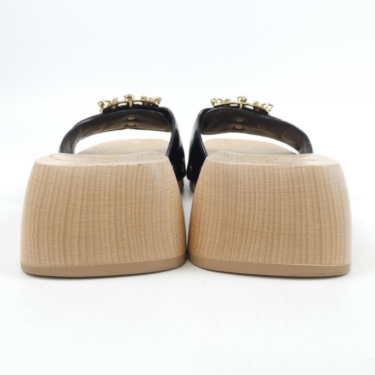 ロジェヴィヴィエ ROGER VIVIER サンダル